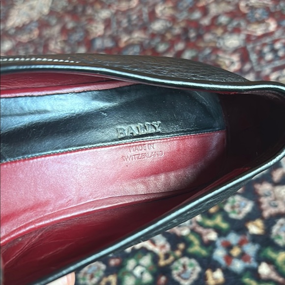 Vintage Bally Women's Black and Red Leather Loafers - Picture 10 of 12